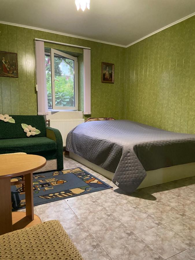 Constancia Hotell Kamenets-Podolsk Eksteriør bilde