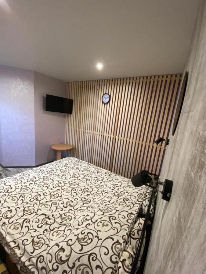 Constancia Hotell Kamenets-Podolsk Eksteriør bilde