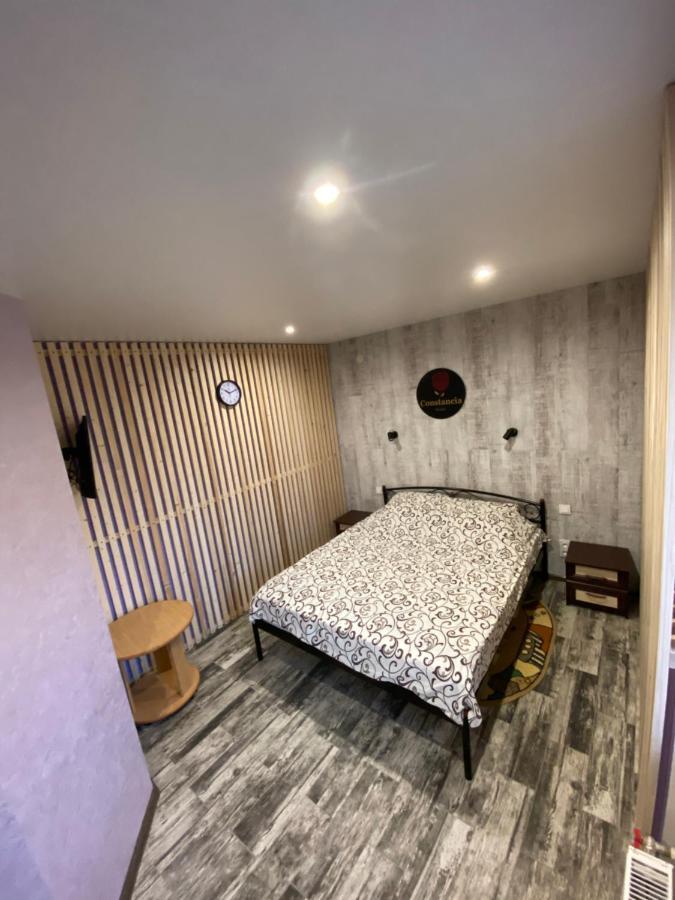 Constancia Hotell Kamenets-Podolsk Eksteriør bilde
